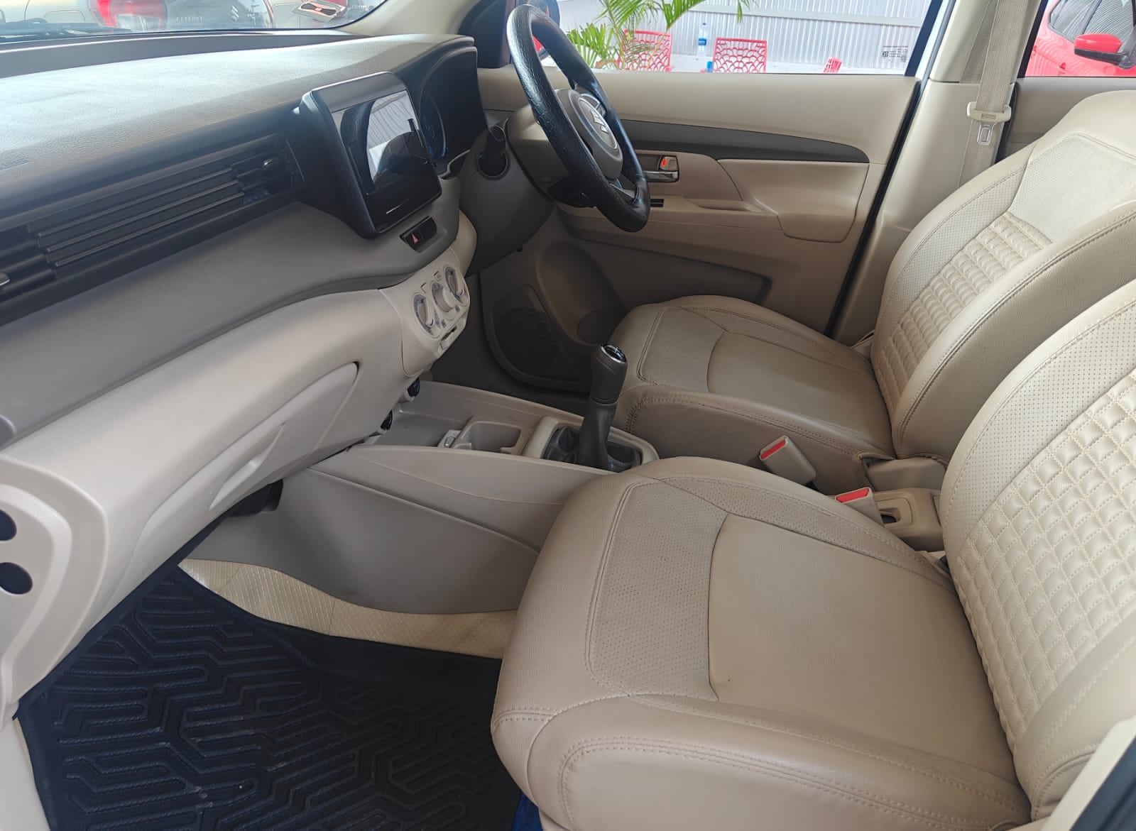 Maruti Suzuki Ertiga - Image 3