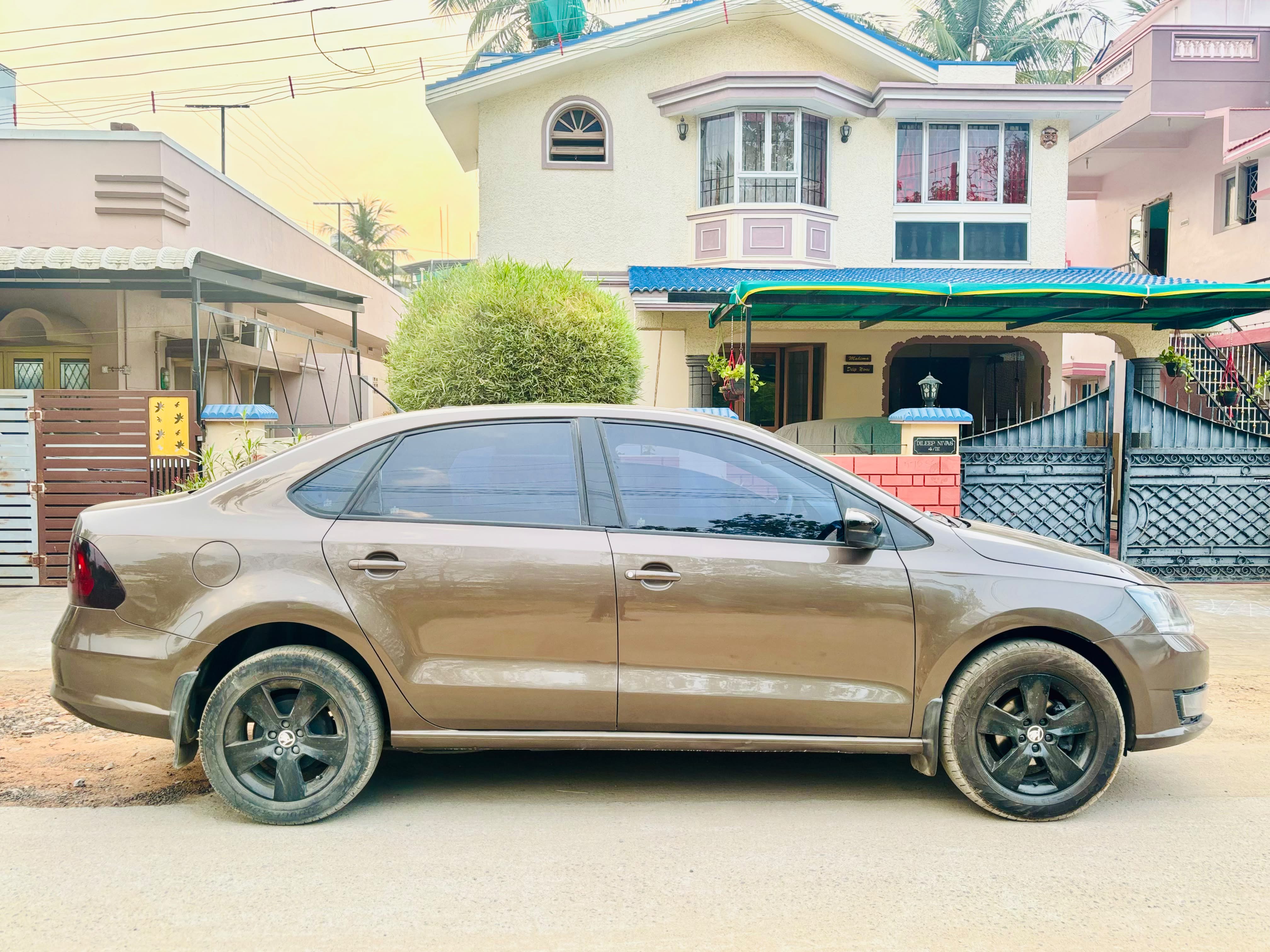 Skoda Rapid - Image 4