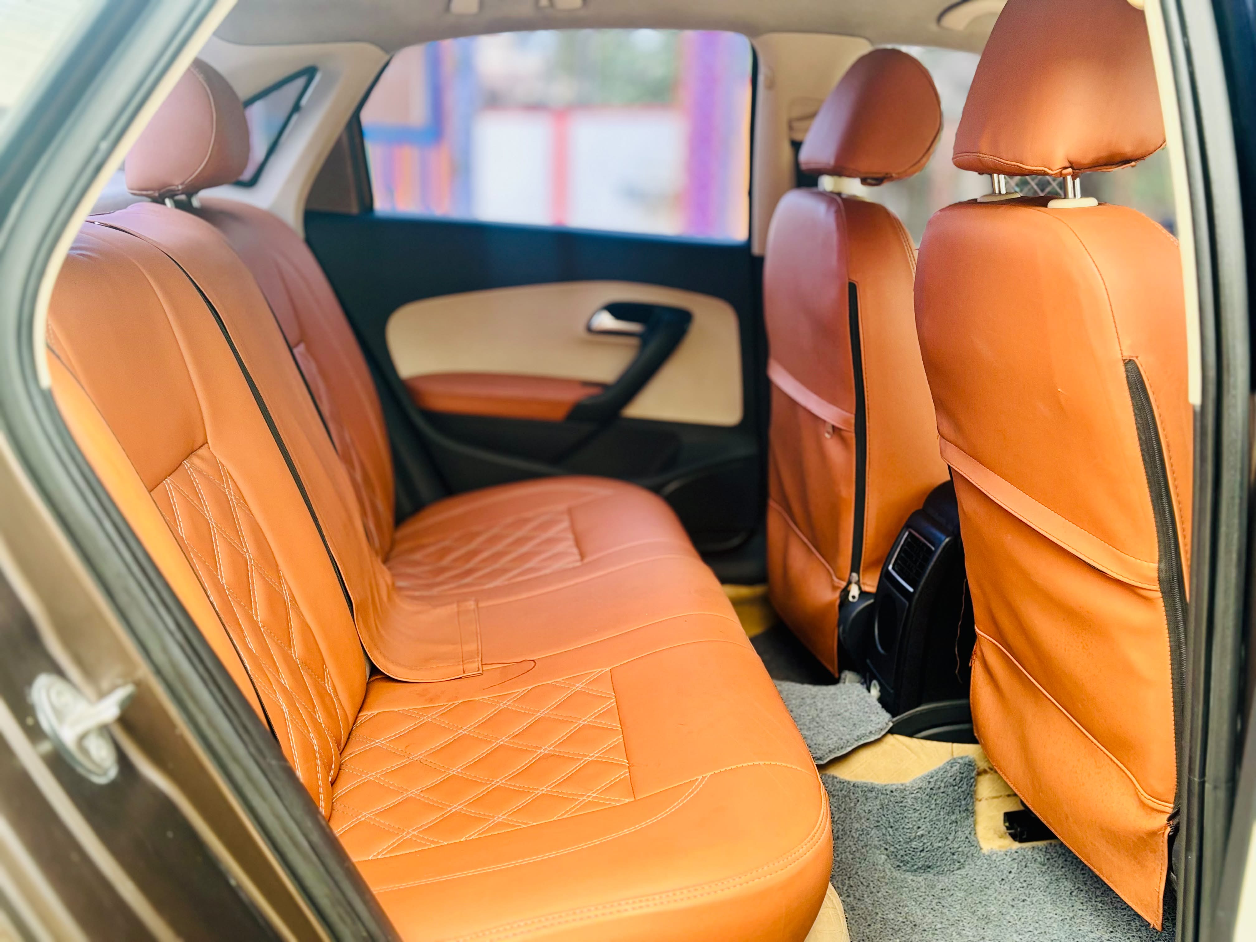 Skoda Rapid - Image 2