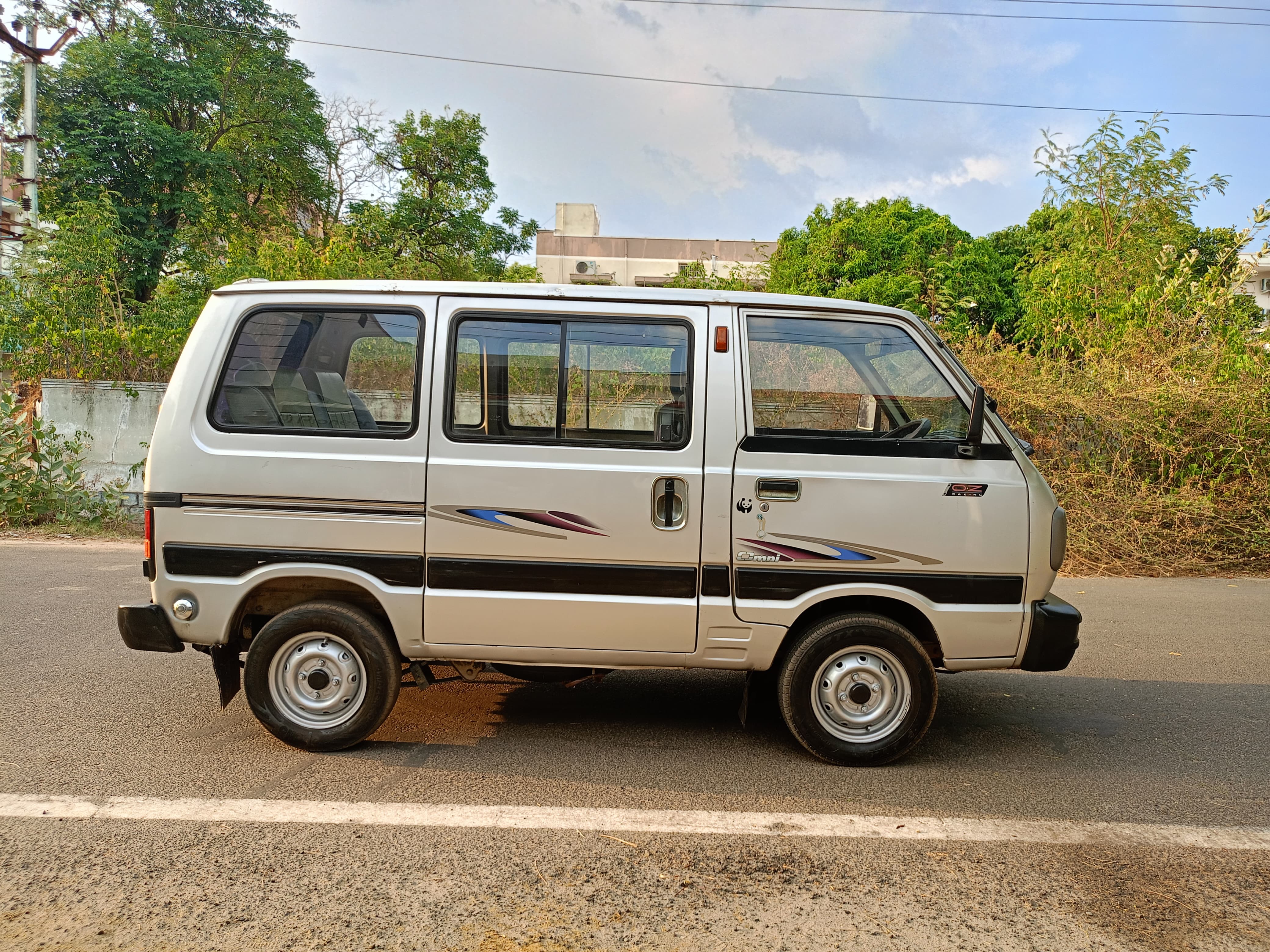Maruti Suzuki Omni - Image 4