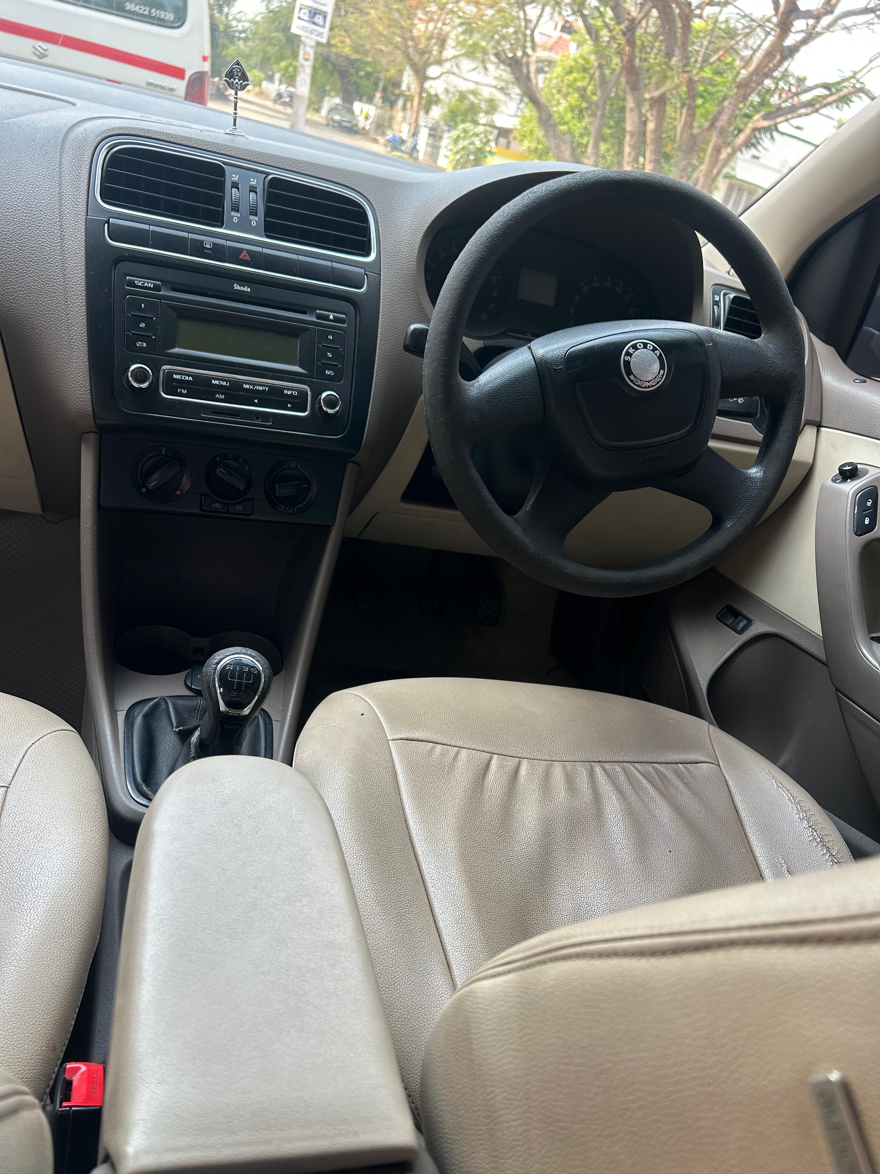 Skoda Rapid - Image 3