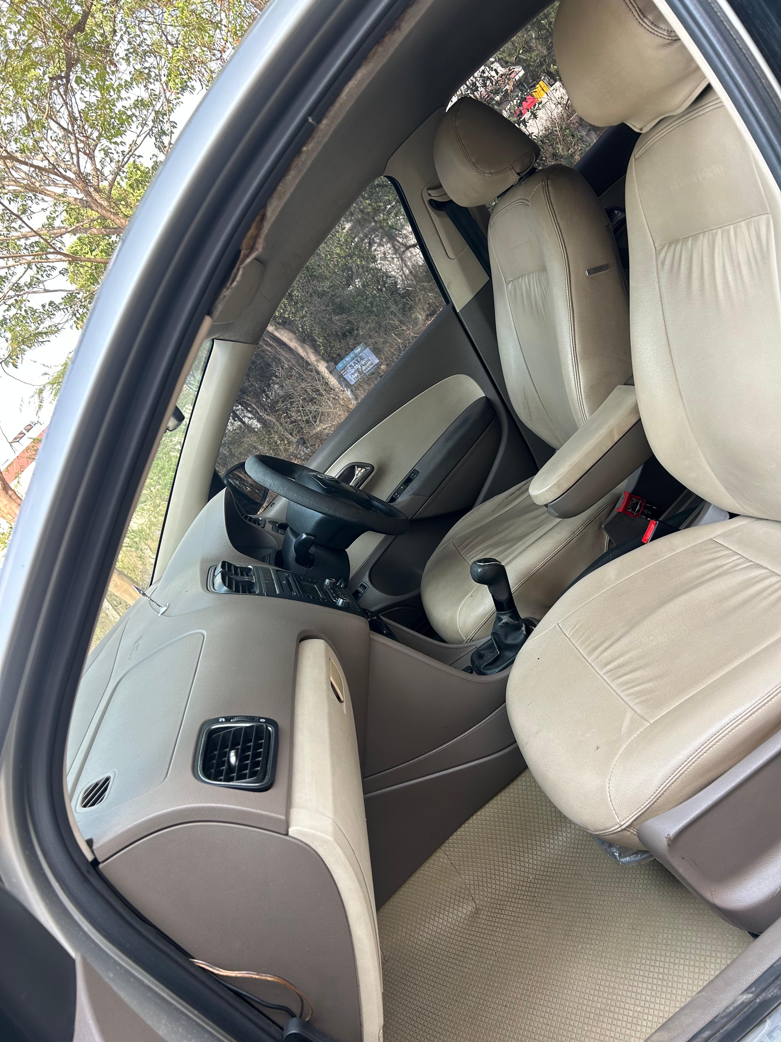 Skoda Rapid - Image 4