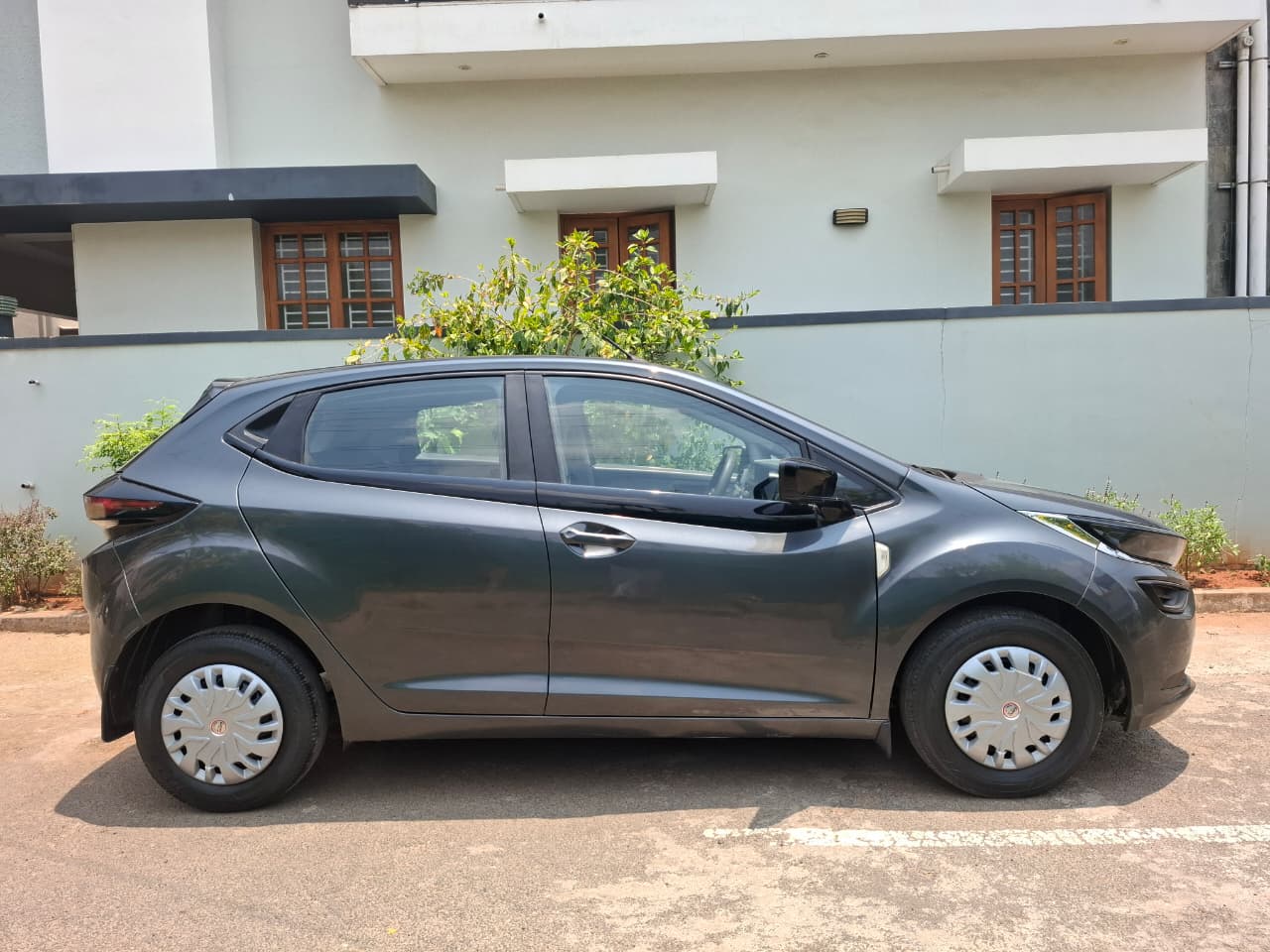 Tata Altroz - Image 6