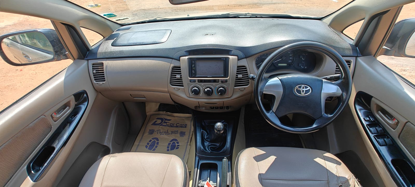 Toyota Innova - Image 6