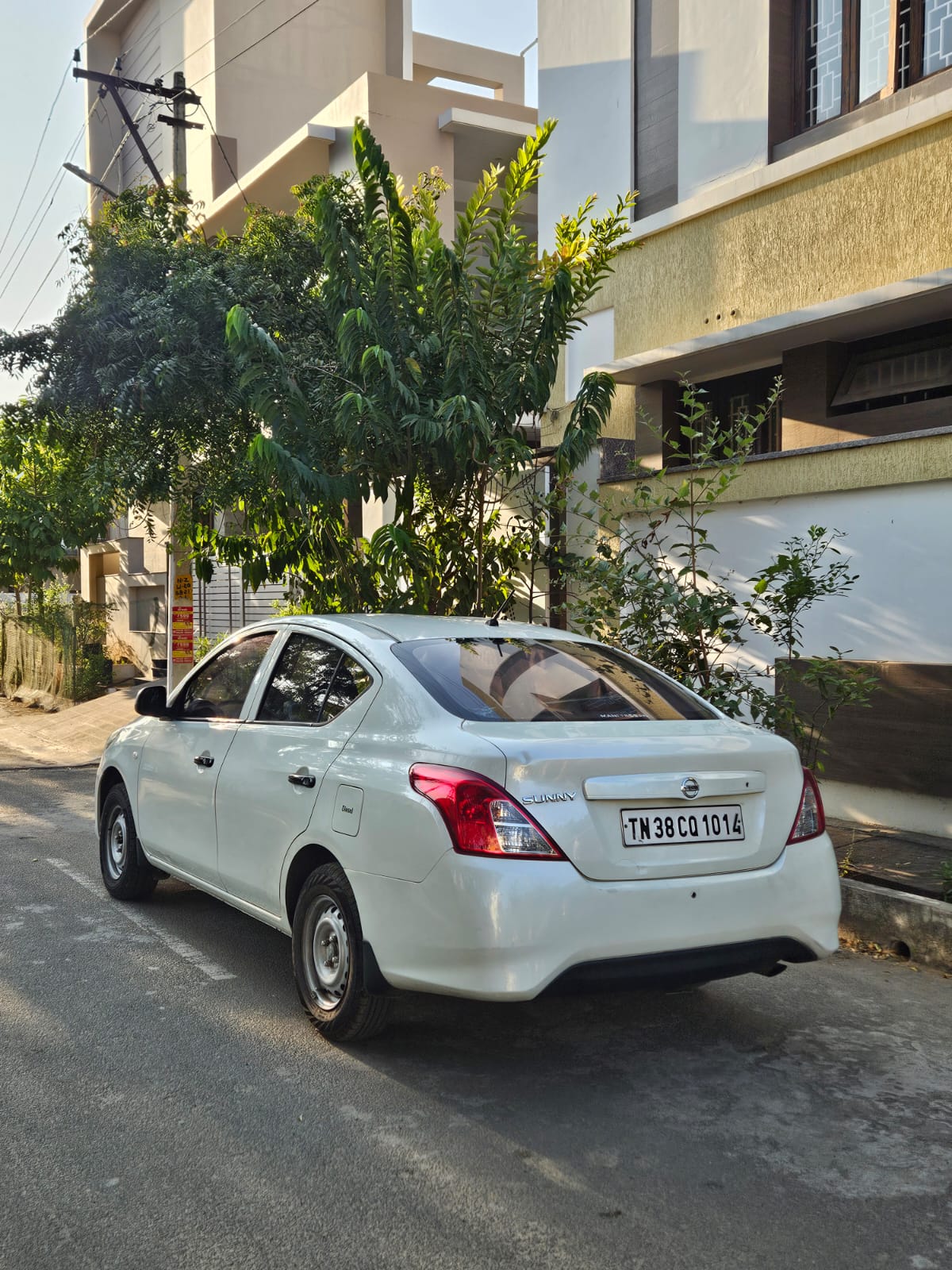 Nissan Sunny - Image 8