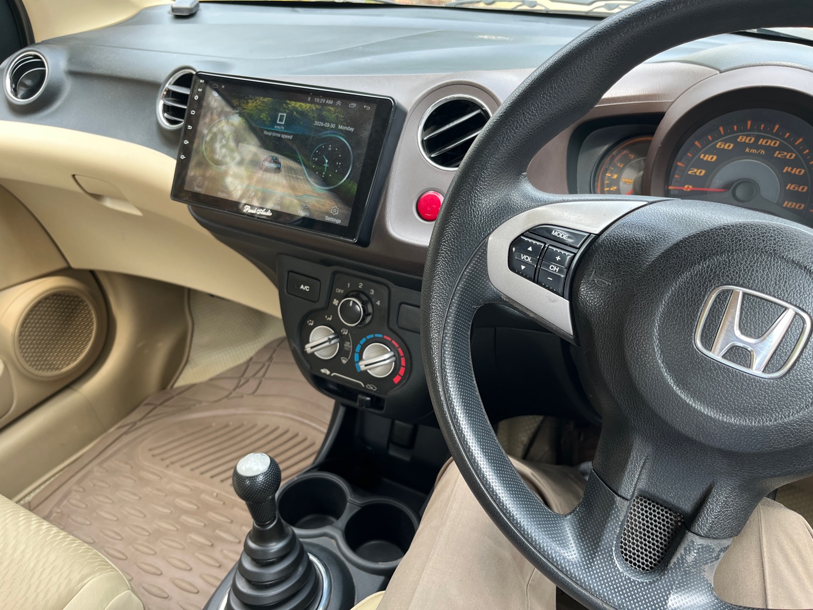 Honda Amaze - Image 9