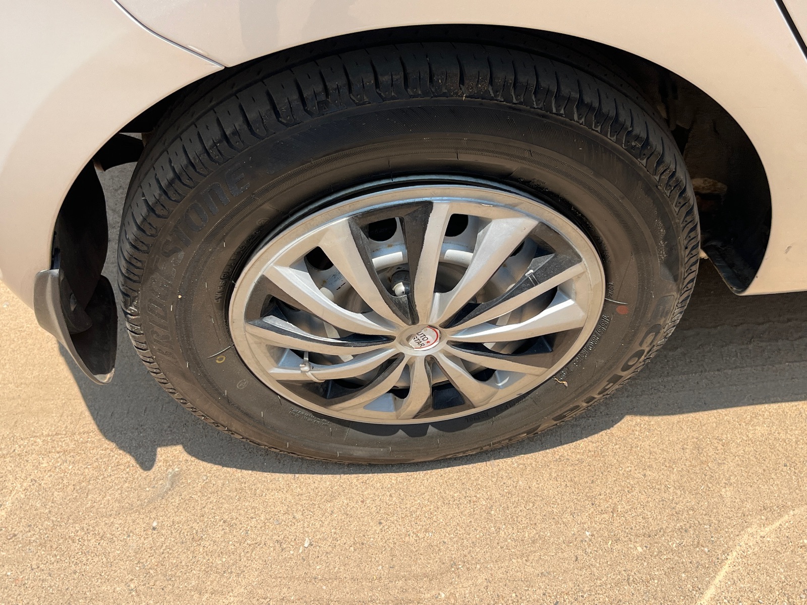 Hyundai i10 - Image 5