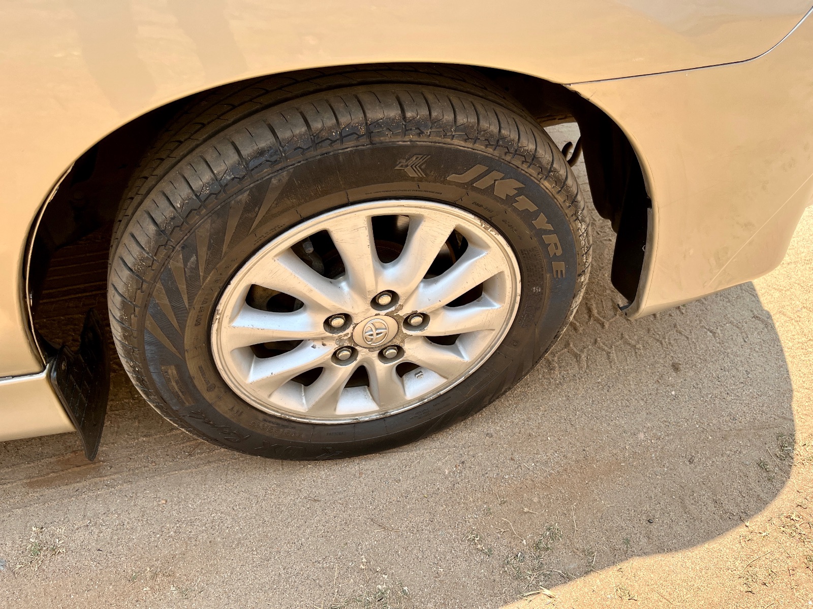 Toyota Innova - Image 6