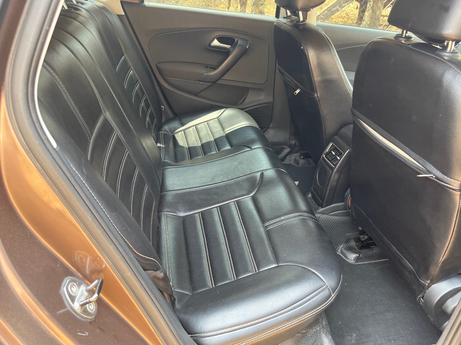 Volkswagen Polo - Image 5