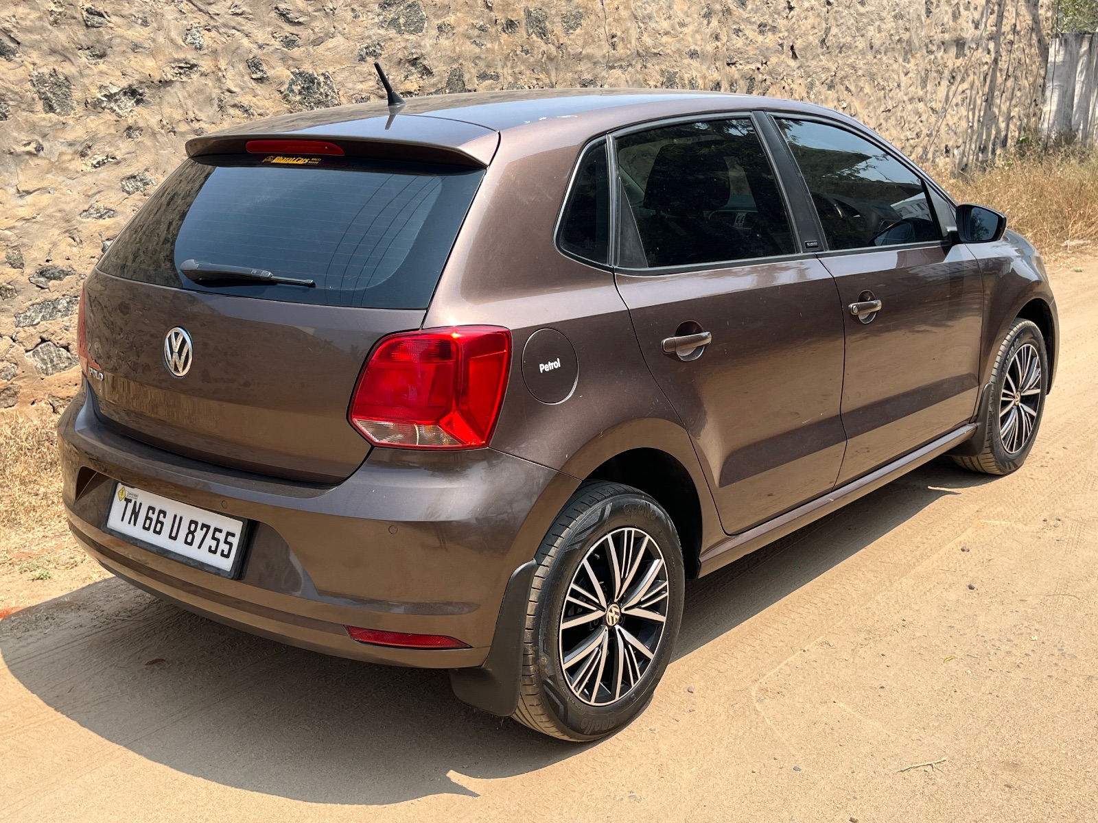 Volkswagen Polo - Image 8