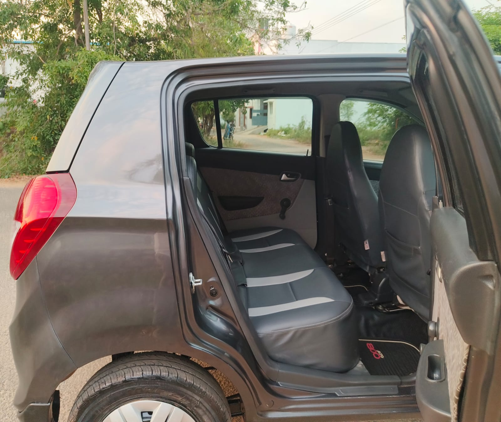 Maruti Suzuki Alto 800 - Image 5