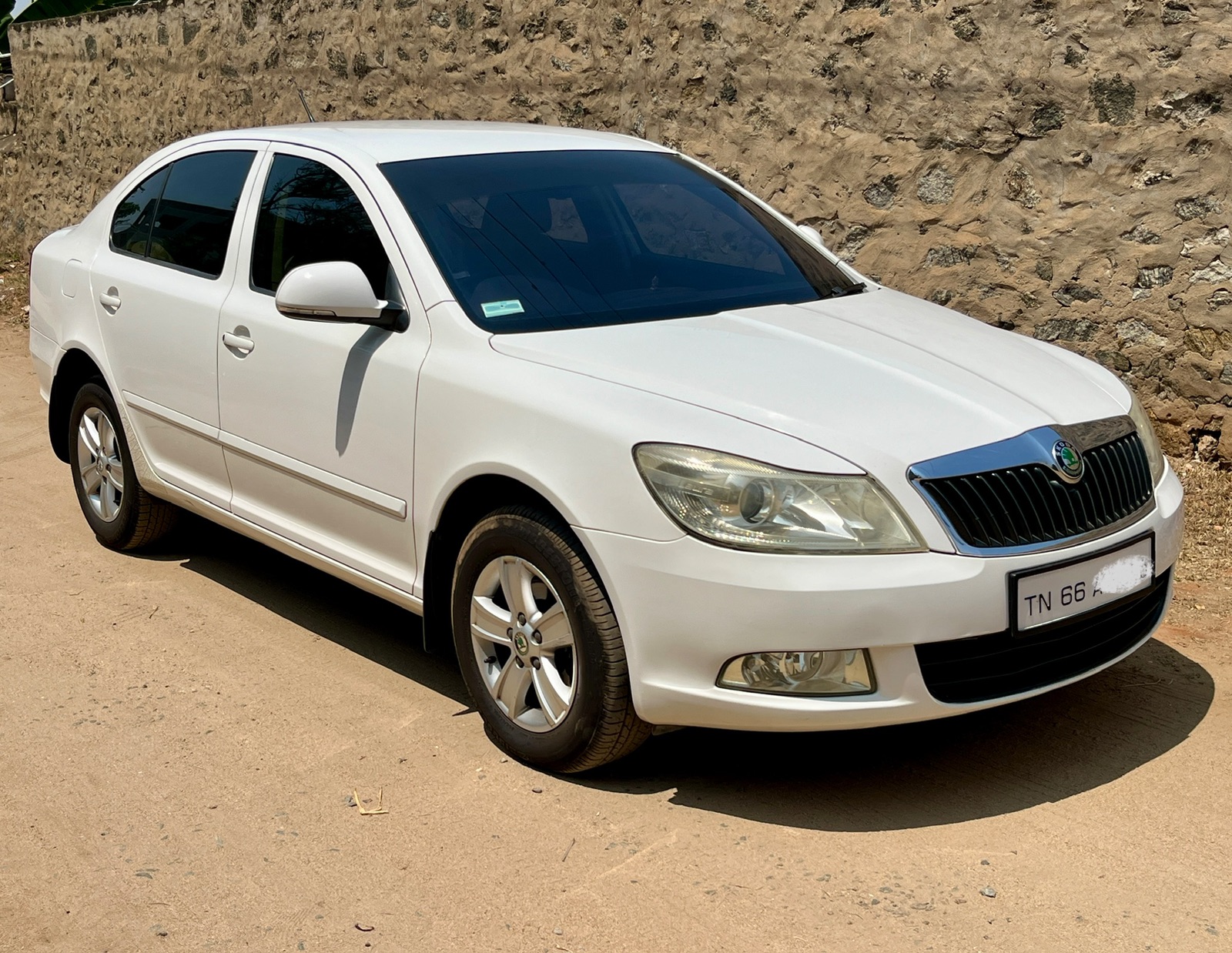 Skoda Laura - Image 2