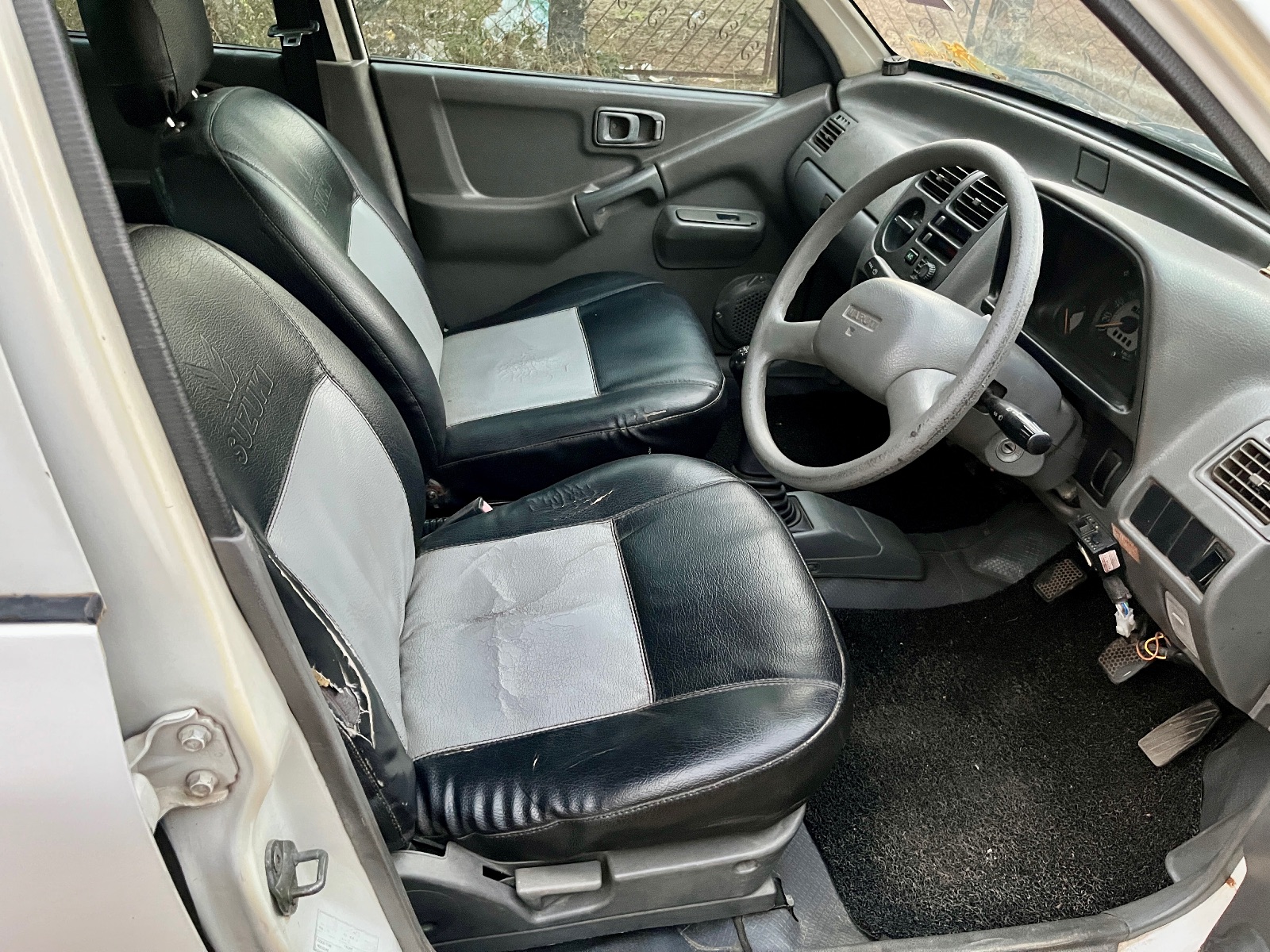 Maruti Suzuki Zen - Image 9