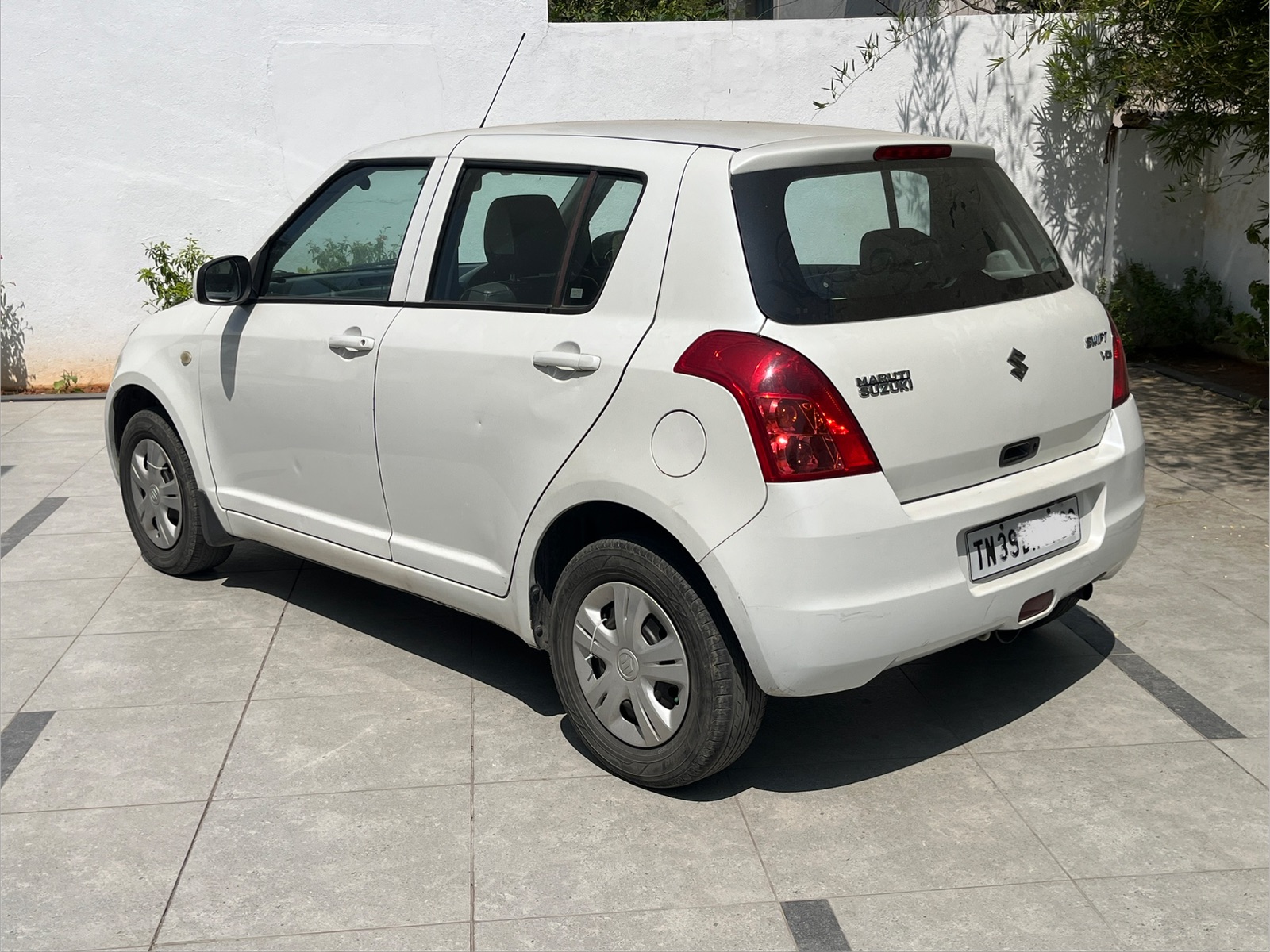 Maruti Suzuki Swift - Image 4