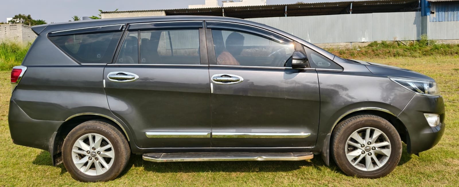 Toyota Innova Crysta