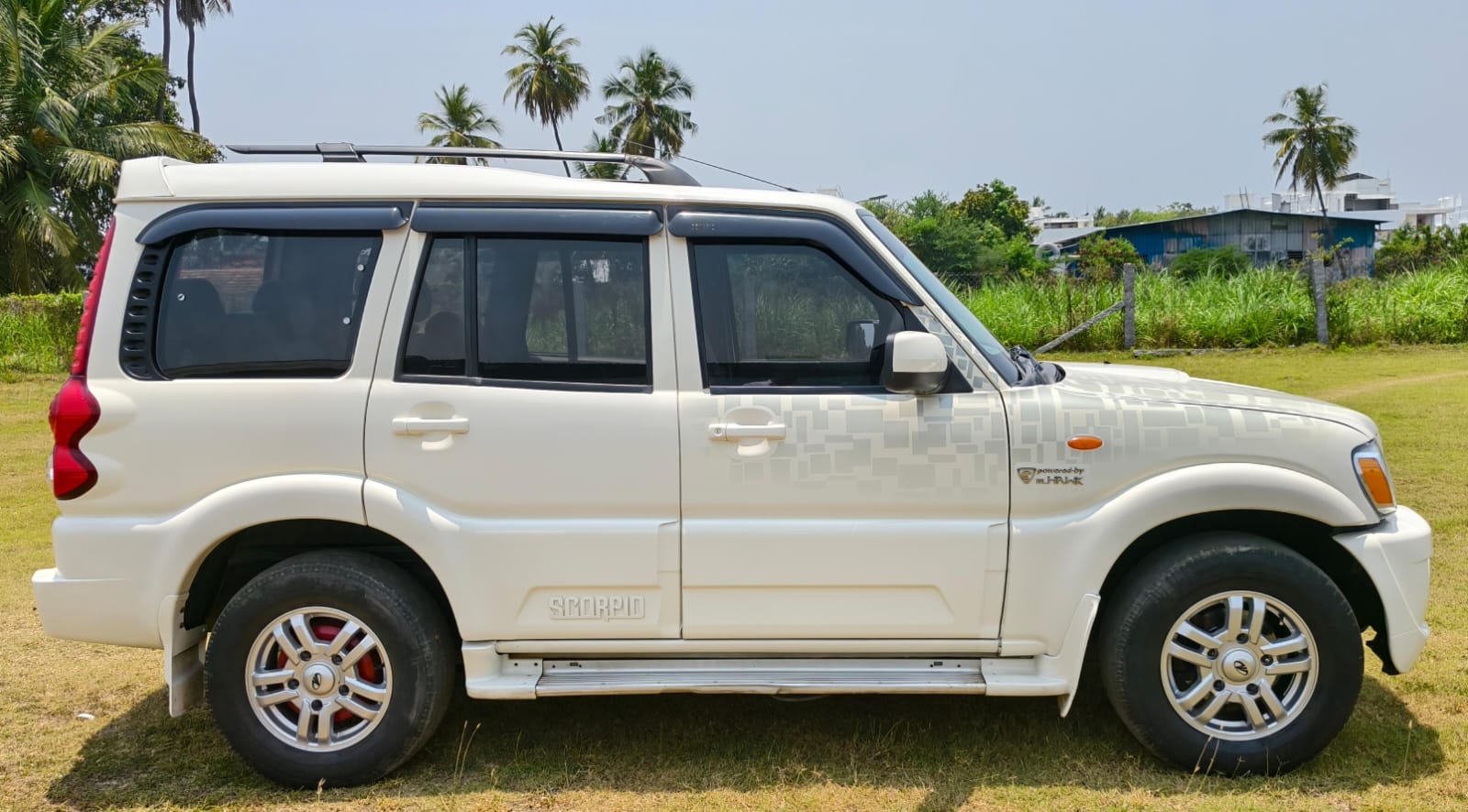 Mahindra Scorpio - Image 3