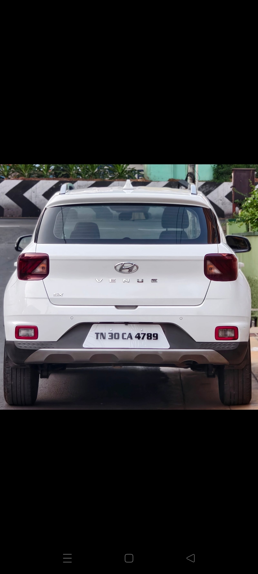 Hyundai Venue - Image 3