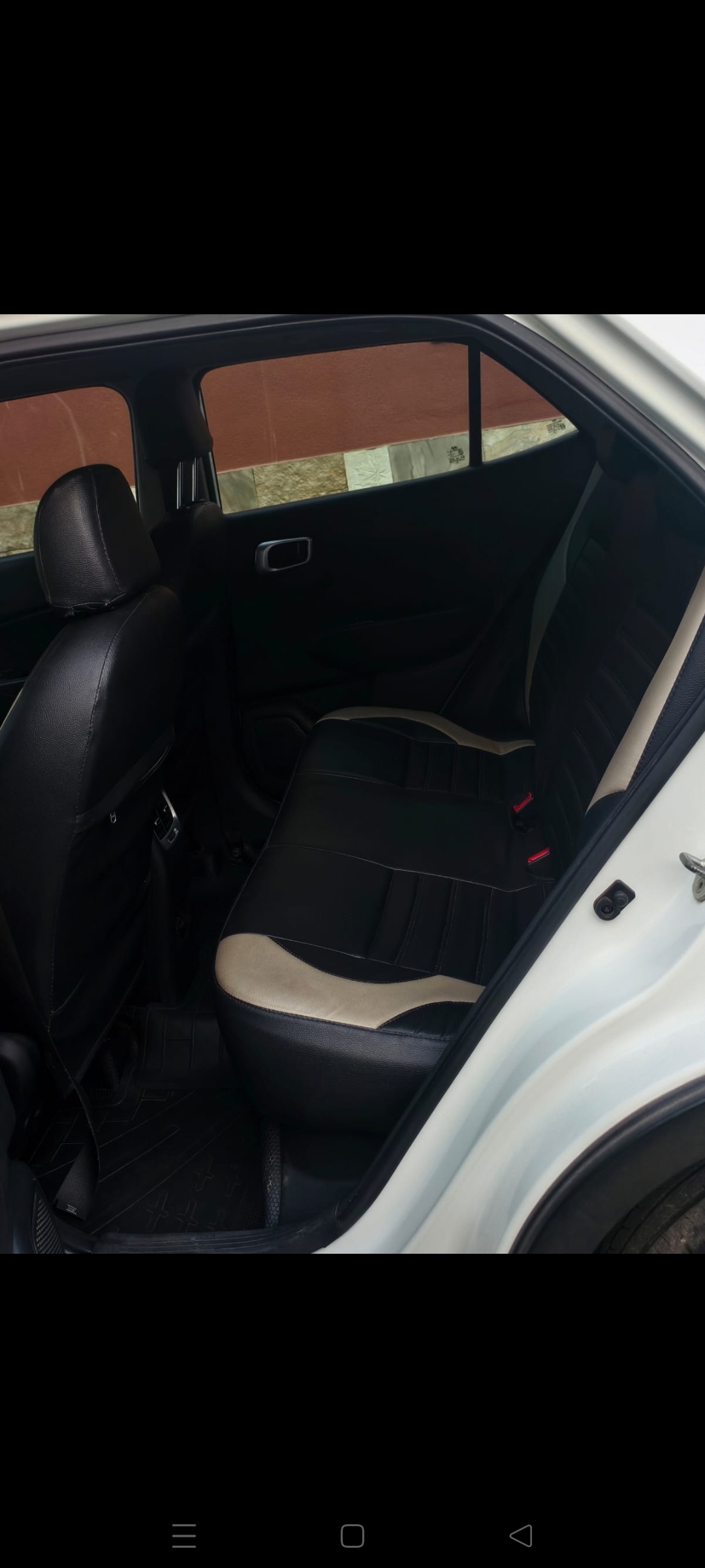 Hyundai Venue - Image 10