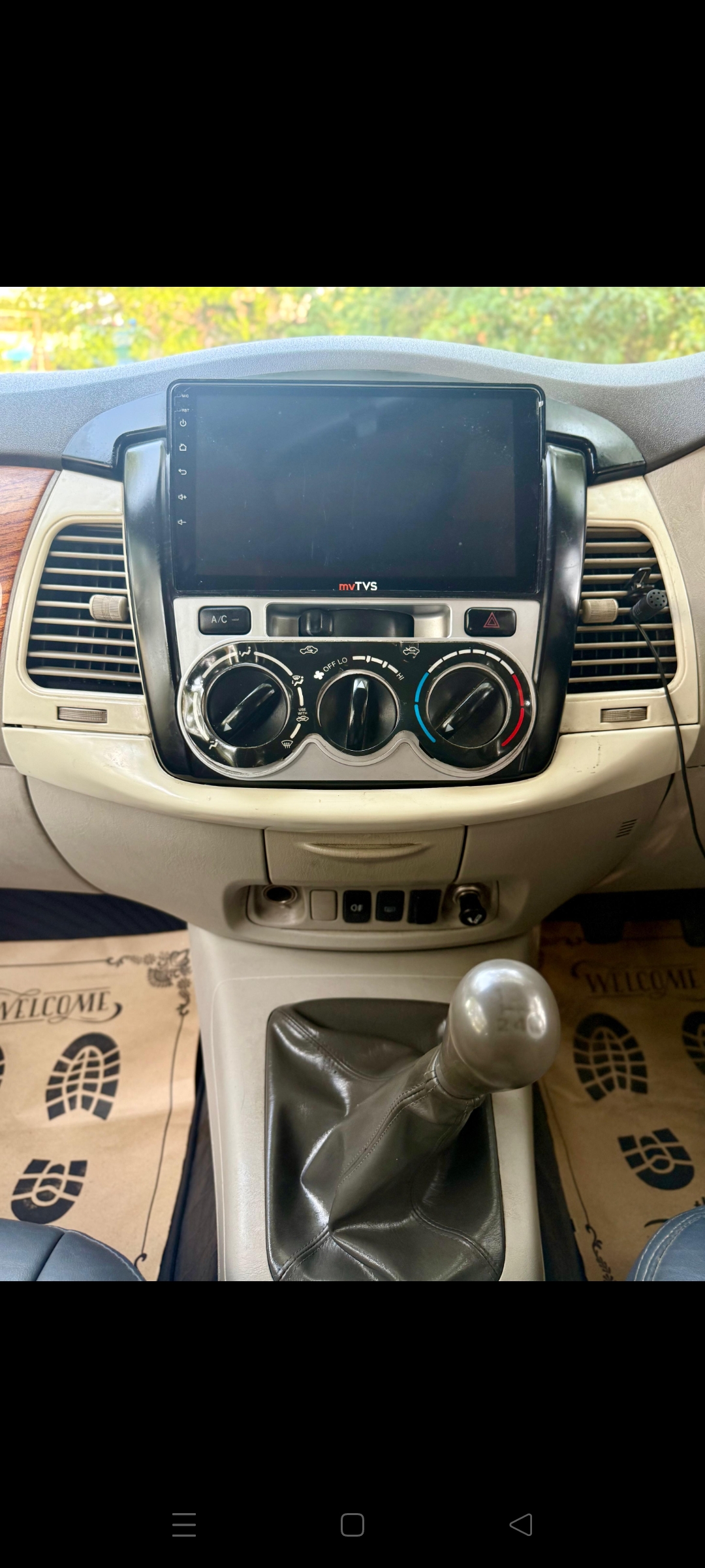 Toyota Innova - Image 11