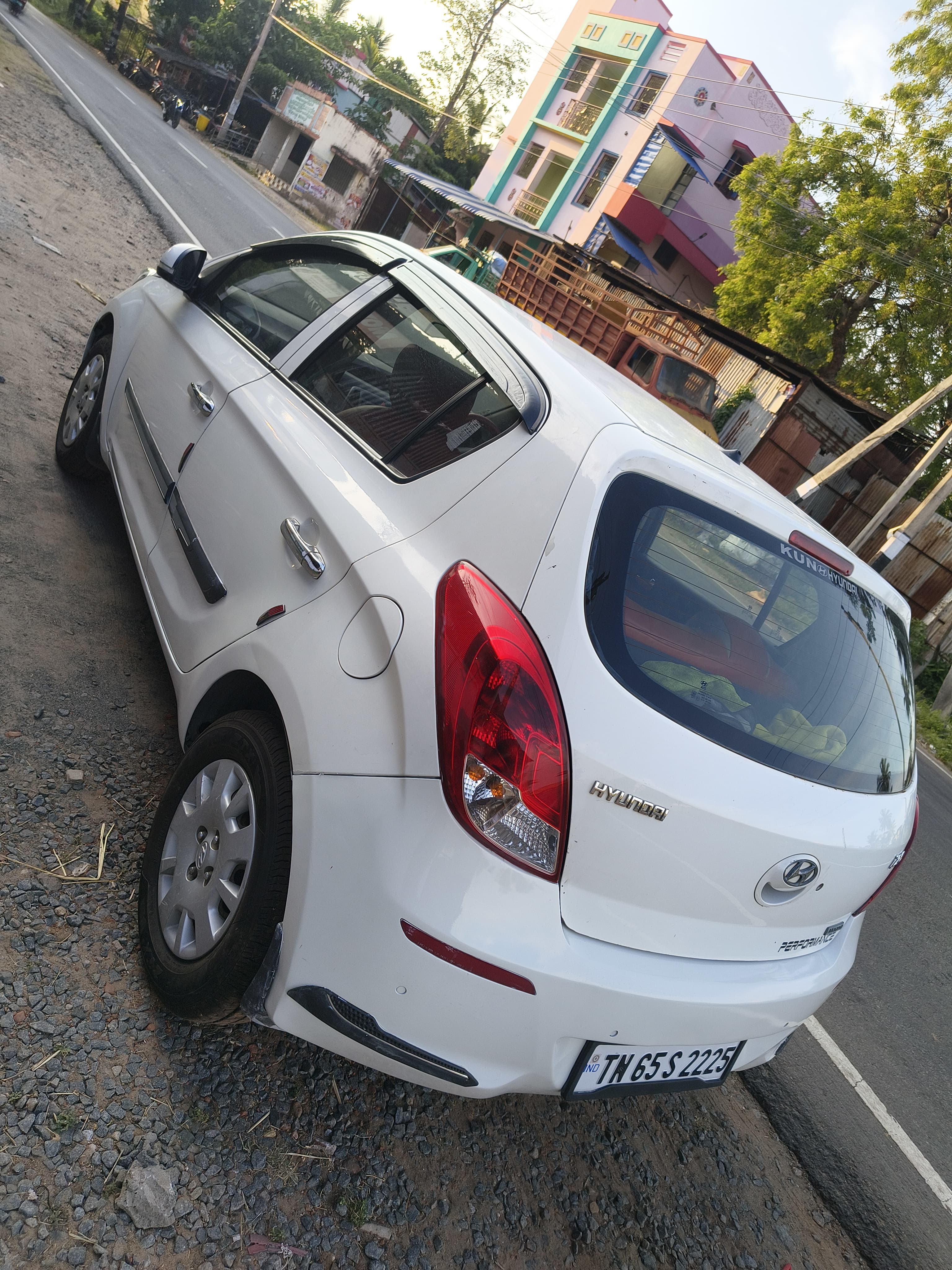 Hyundai i20 - Image 8