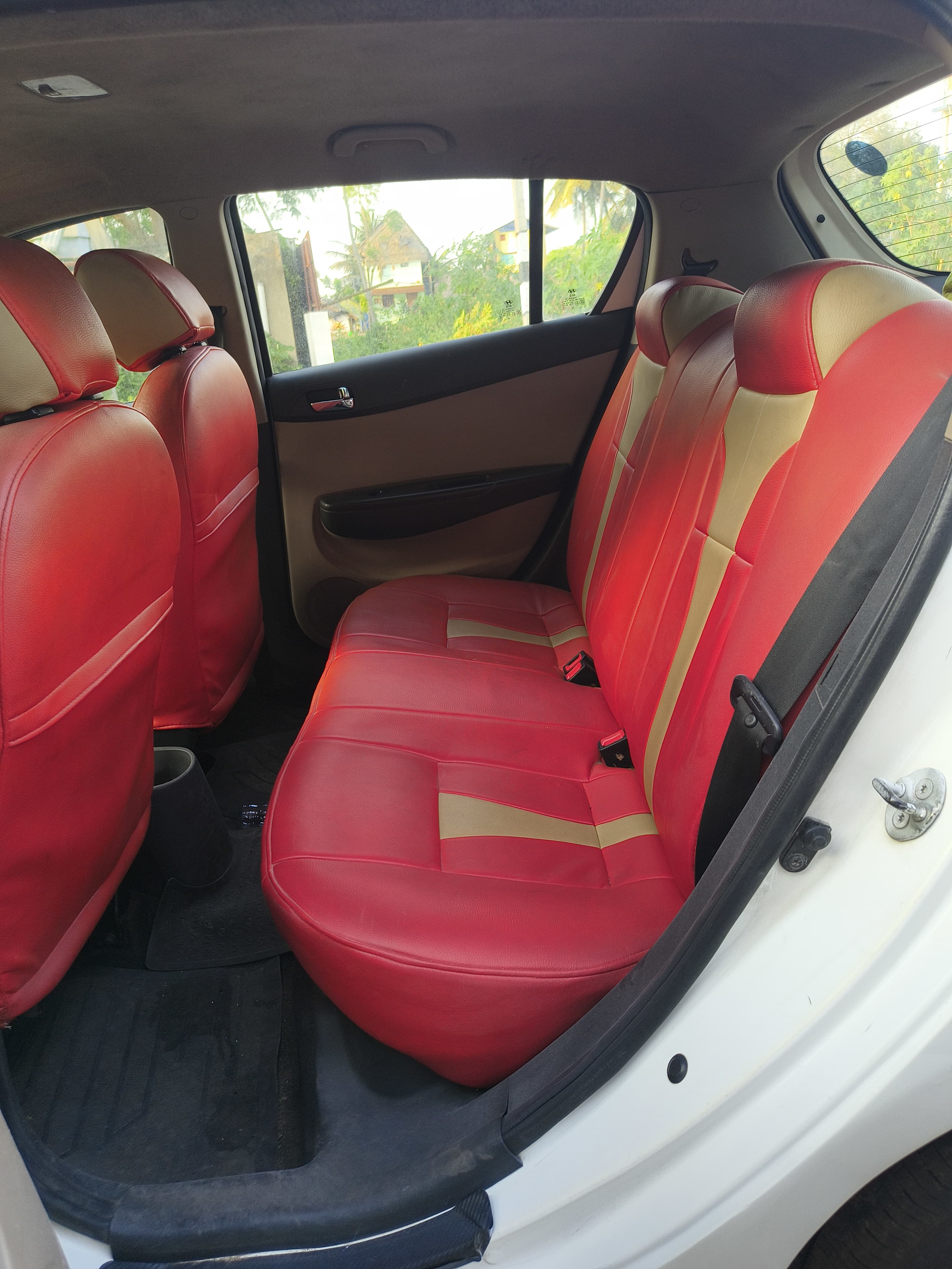 Hyundai i20 - Image 13