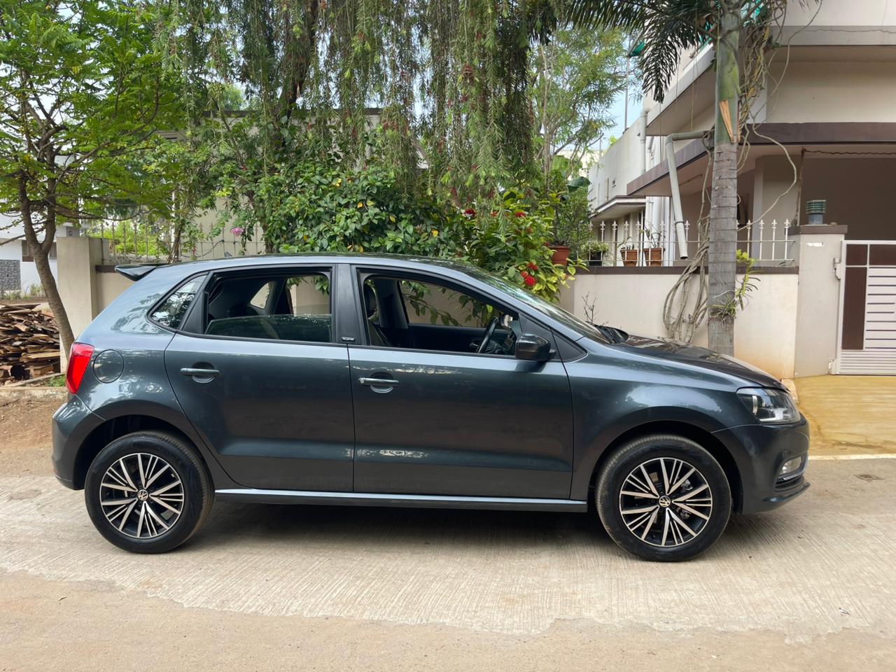 Volkswagen Polo - Image 4
