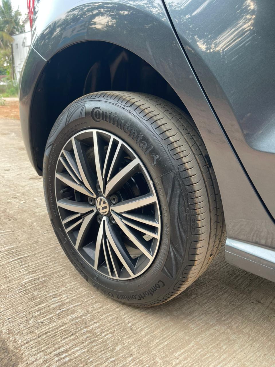 Volkswagen Polo - Image 7