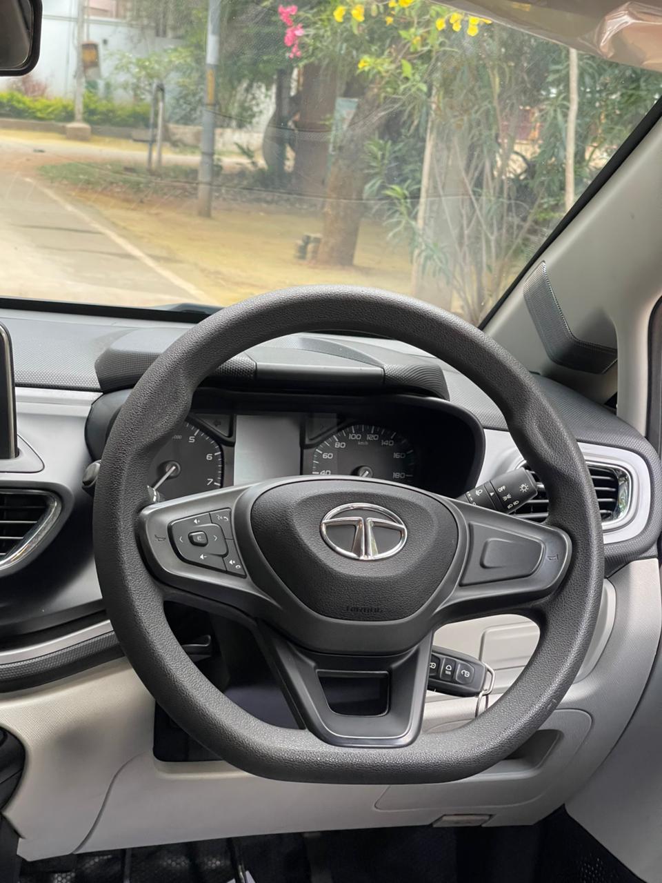 Volkswagen Polo - Image 12