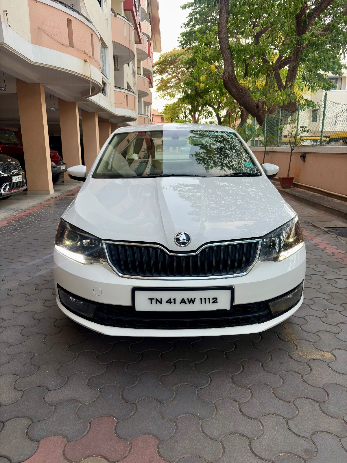 Skoda Rapid - Image 5