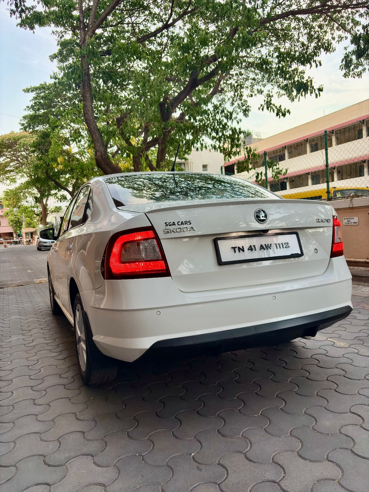 Skoda Rapid - Image 6