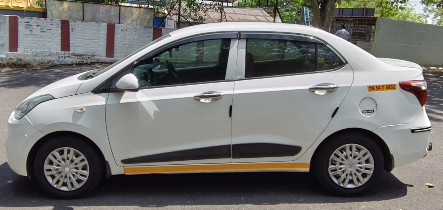 Hyundai Xcent - Image 4