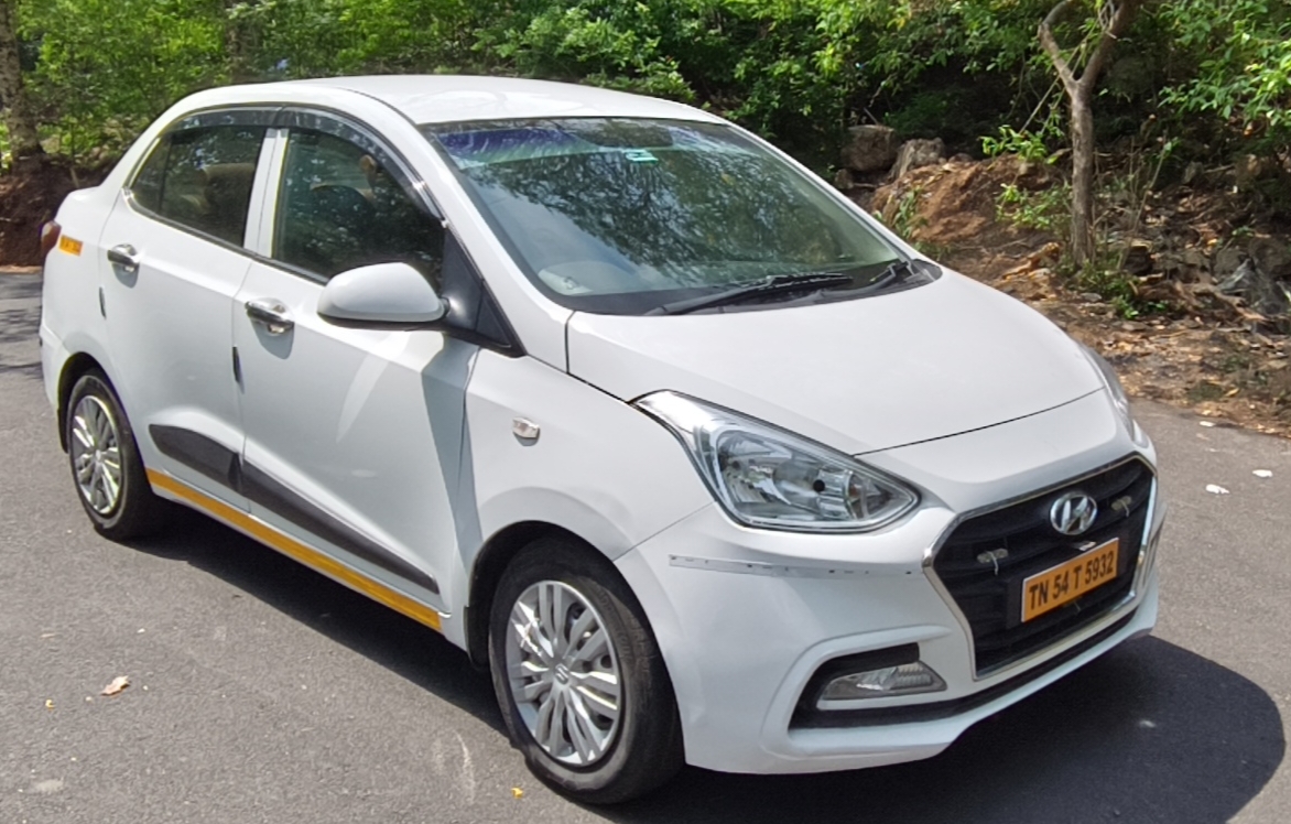 Hyundai Xcent - Image 3