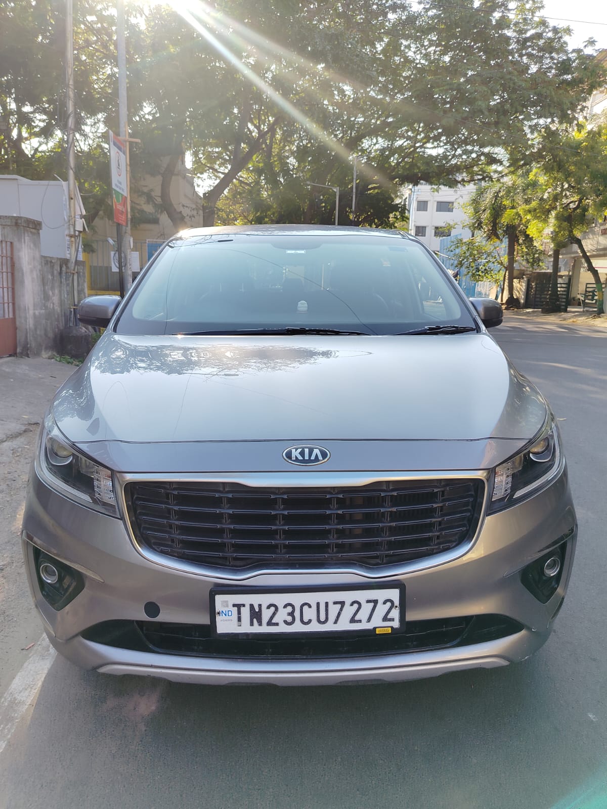 Kia Carnivel - Image 4