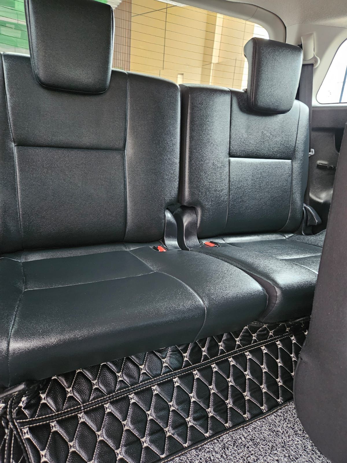 Toyota Fortuner - Image 2