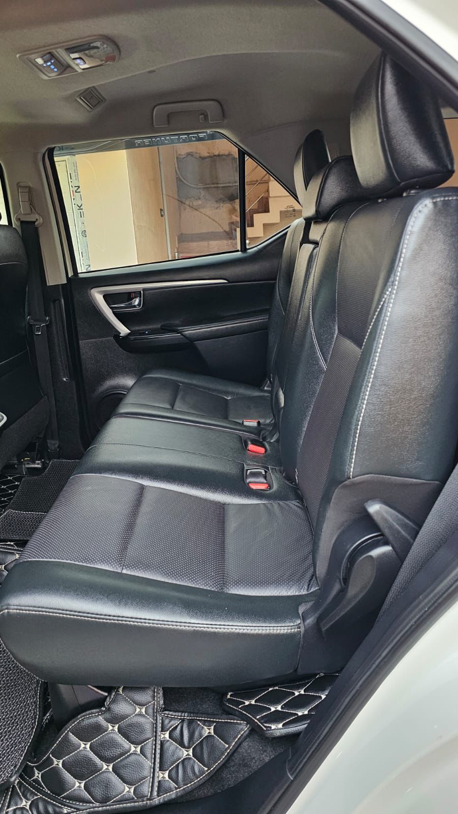 Toyota Fortuner - Image 7