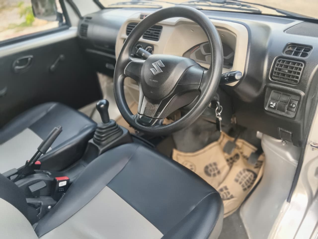 Maruti Suzuki Eeco - Image 4