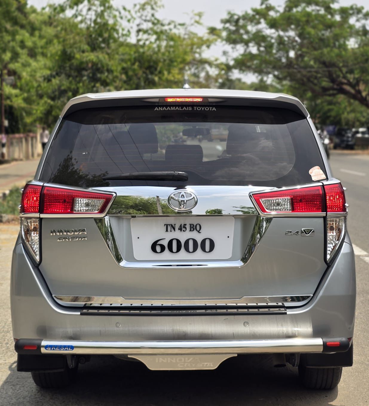 Toyota Innova Crysta - Image 3