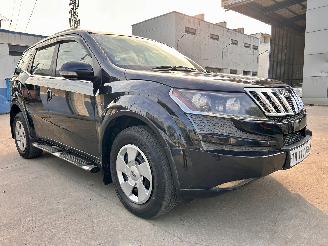 Mahindra XUV500 - Image 7