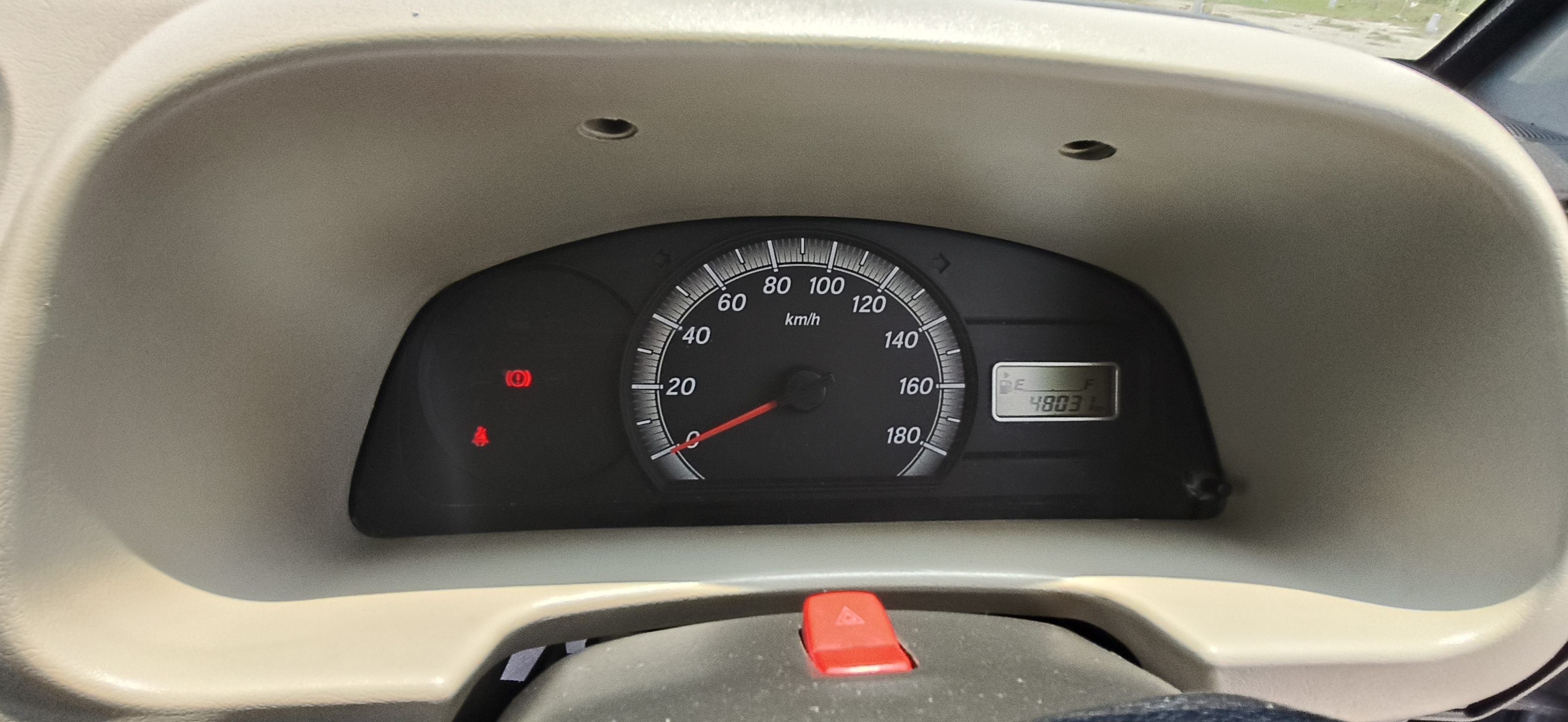 Maruti Suzuki Eeco - Image 13