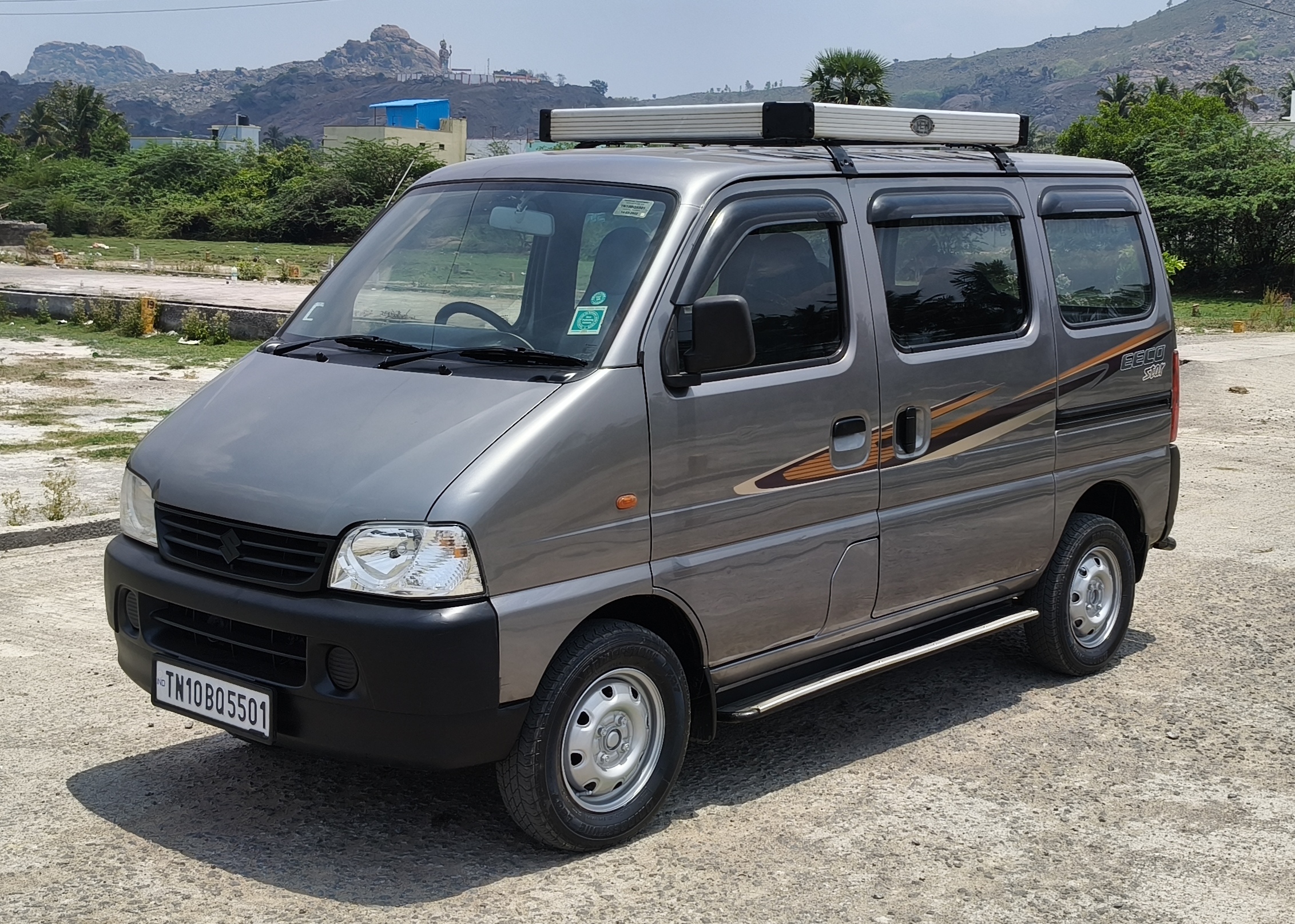 Maruti Suzuki Eeco - Image 3