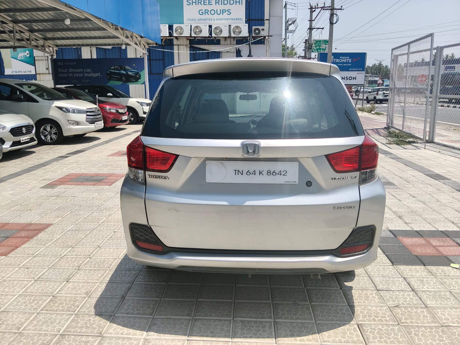 Honda Mobilio - Image 3