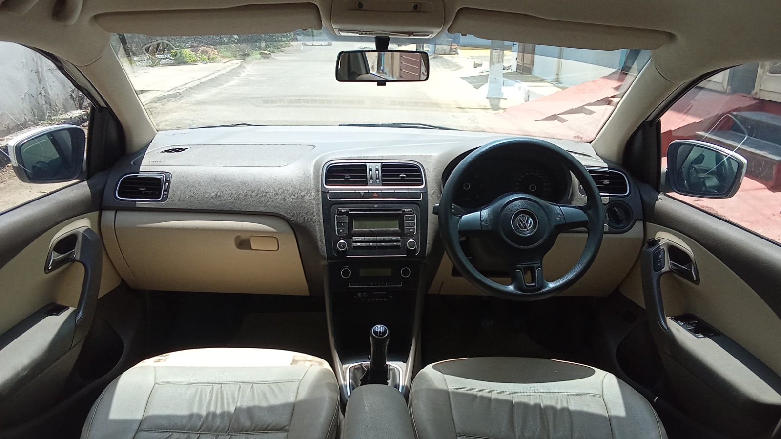 Volkswagen Vento - Image 6