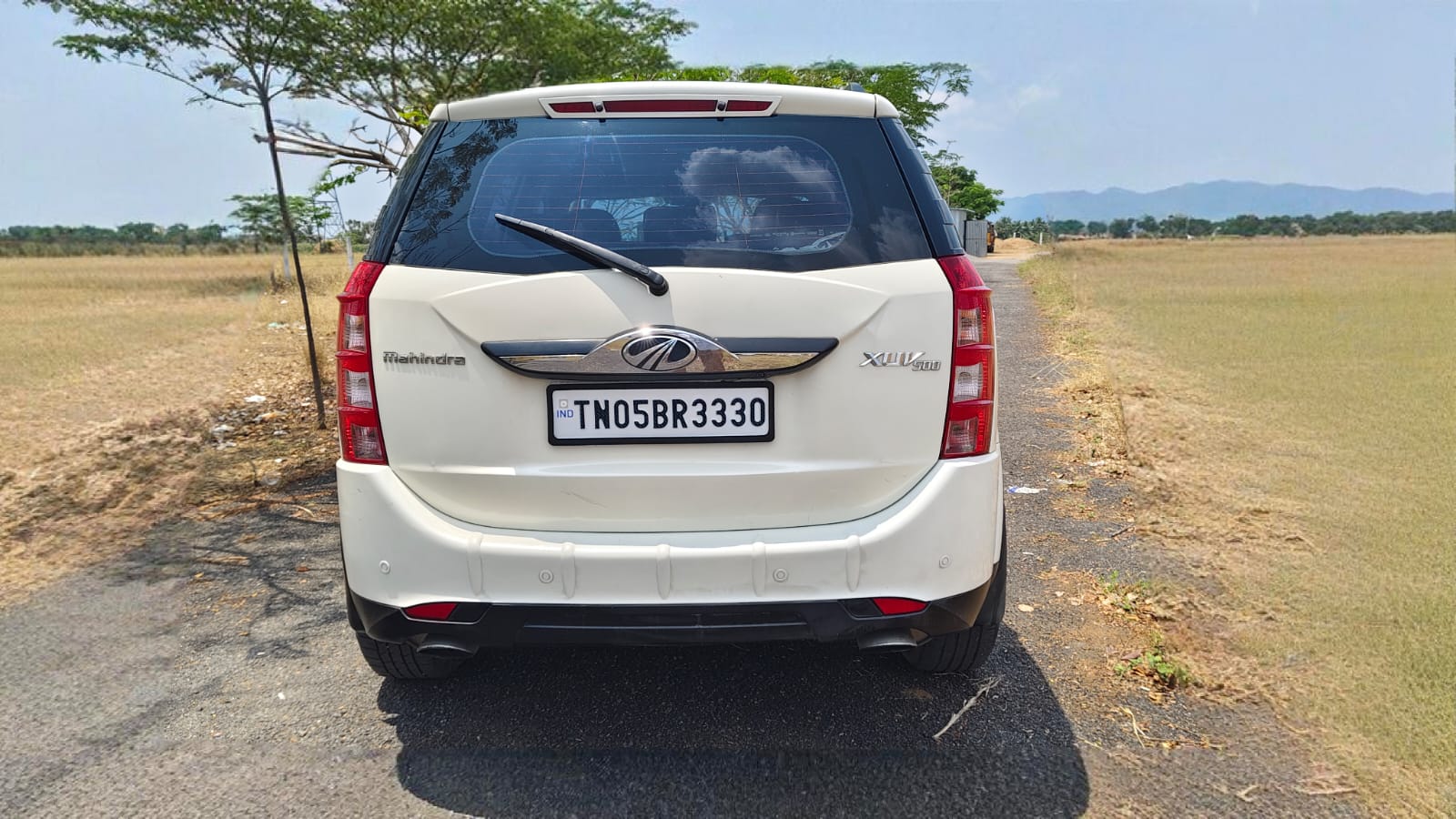 Mahindra XUV 500 - Image 8