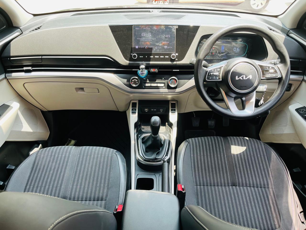 Kia carens - Image 12