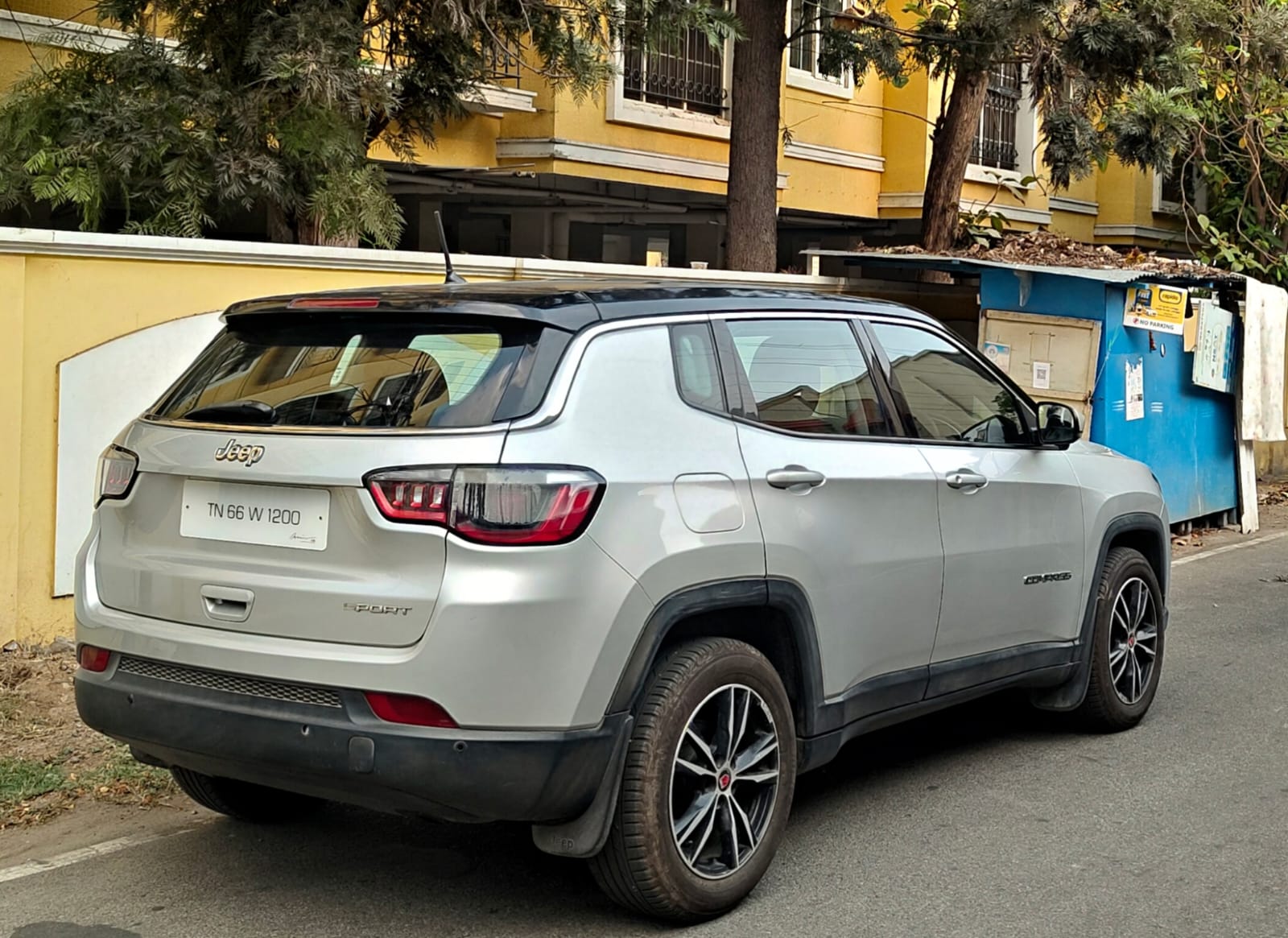 Jeep Compass - Image 8