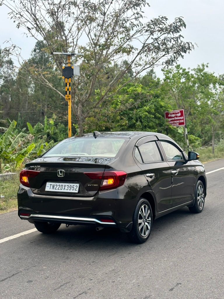 Honda Amaze - Image 8