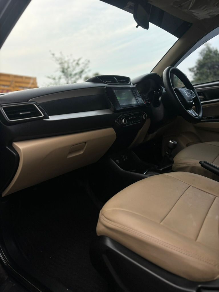 Honda Amaze - Image 4