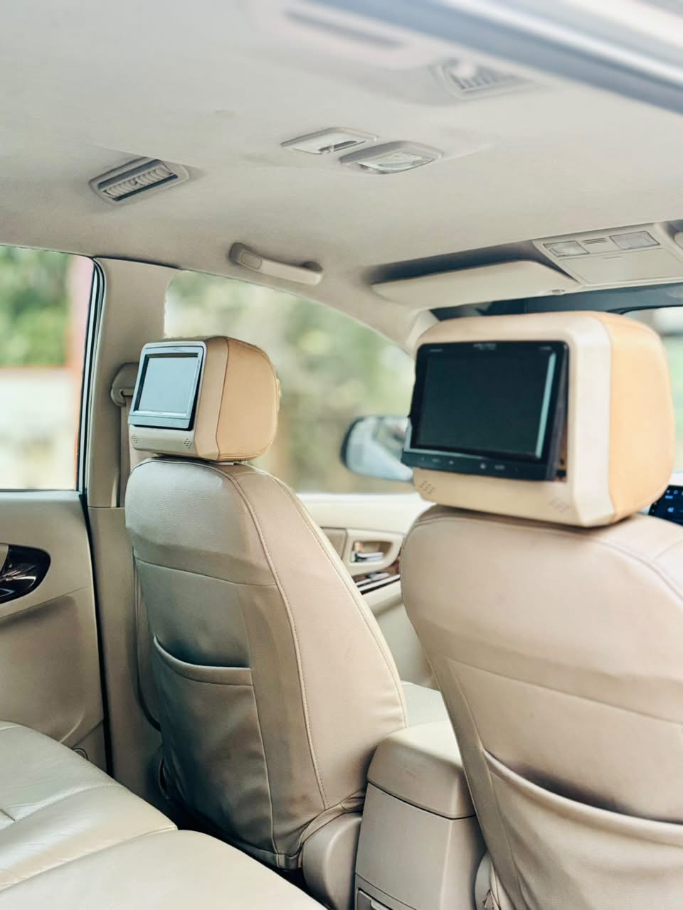 Toyota Innova - Image 8