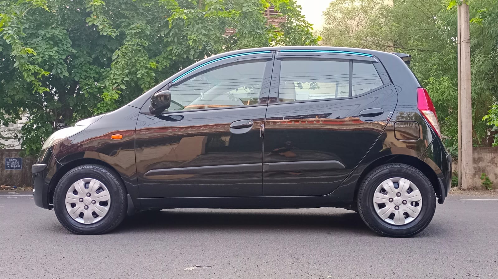 Hyundai i10 - Image 2