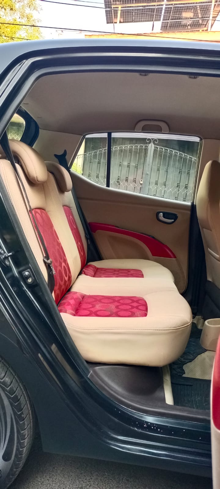 Hyundai i10 - Image 10